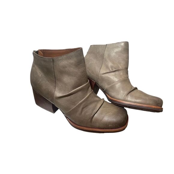 Kork-Ease Leather Ankle Boots - Picture 5 of 8